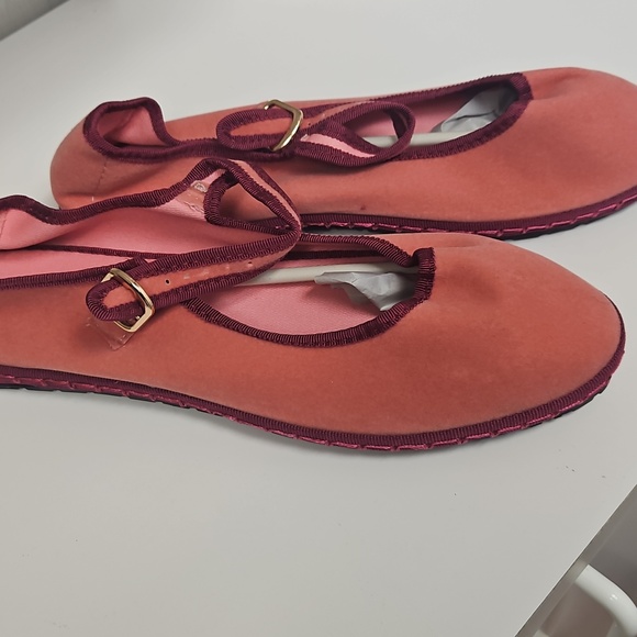 Nwt velvet mary janes - Picture 3 of 5